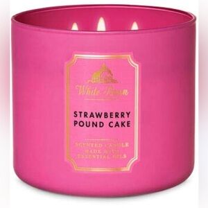 Bath & Body White Barn Works Strawberry Pound Cake Large 3 Wick Candle